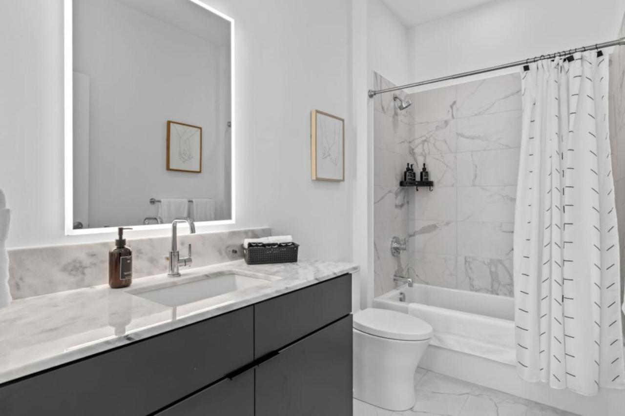 Apartment On The River - River Views Walk To Broadway Nashville