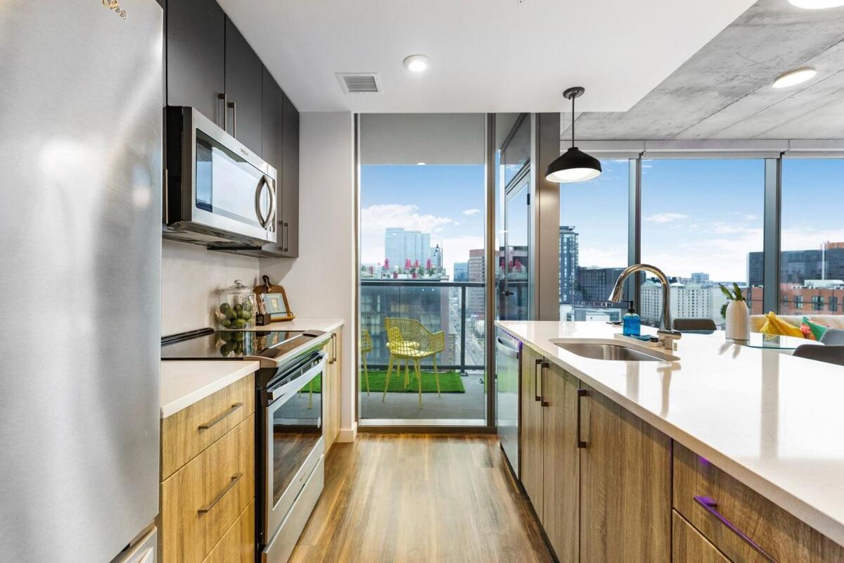 Apartment The Urban Kaleidoscope Downtown *