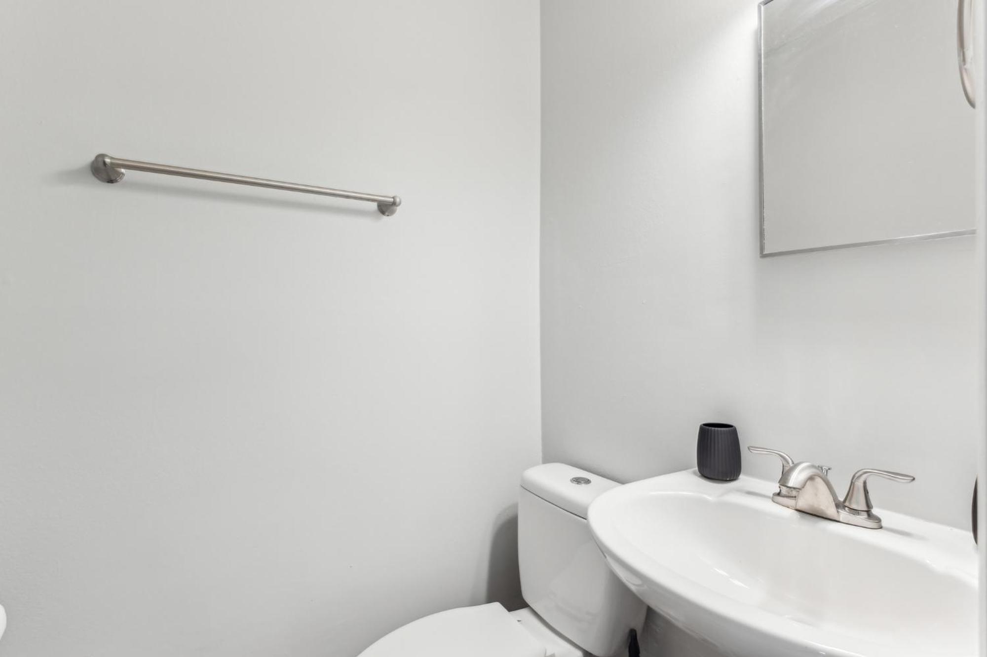 Brentwood U10 I Cozy & Comfy I 2bd I Free Parking Apartment Nashville