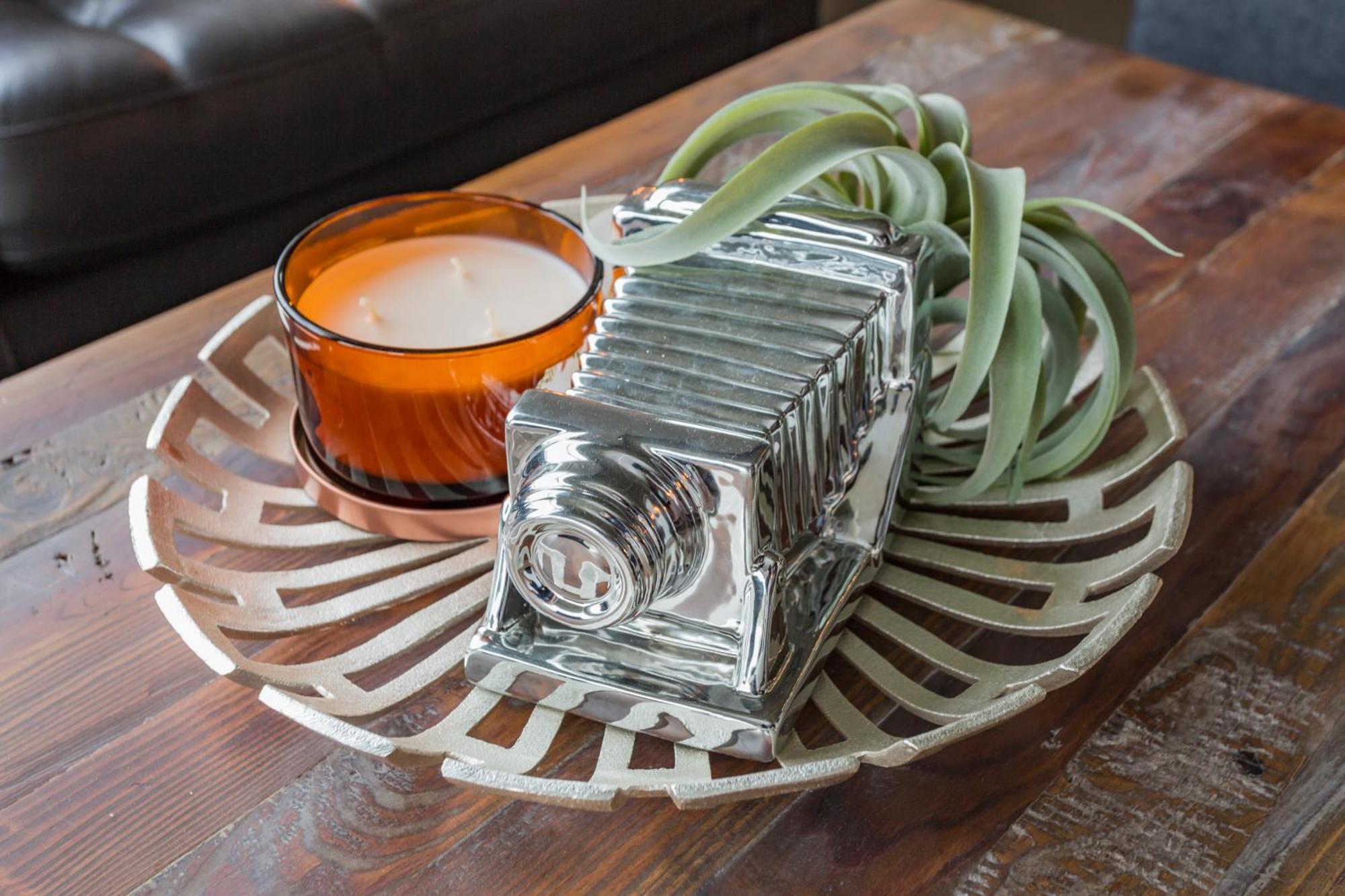 5m636- Views With Floor To Ceiling Windows Nashville