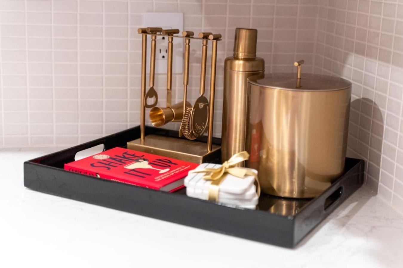 Era A Swift Escape * Nashville