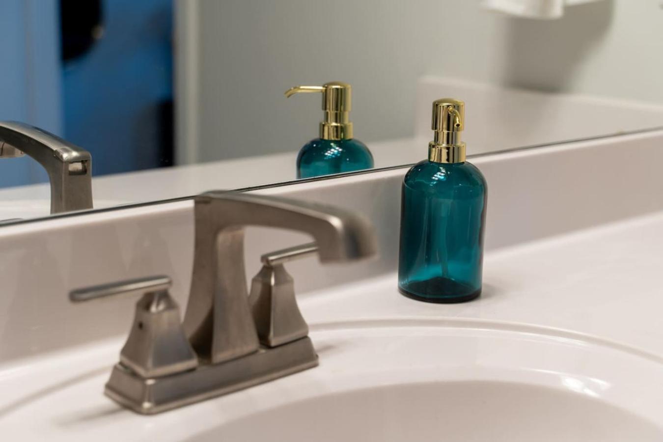 Holiday home Funtastic 4 Bdr In The Nations