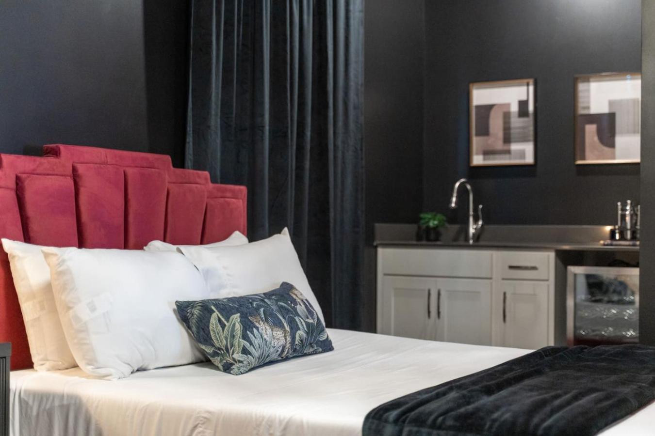 Funtastic 4 Bdr In The Nations Holiday home *