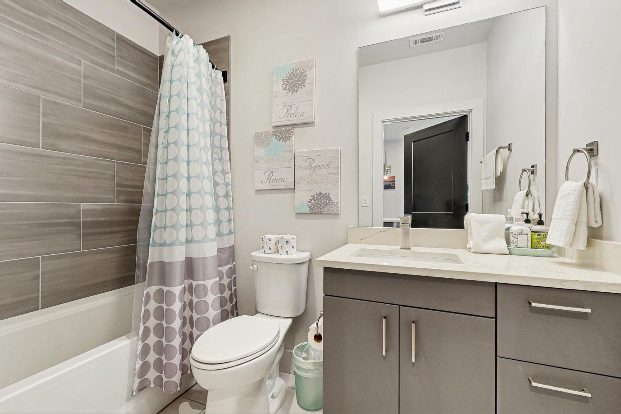 Odyssey Unit 307 * Nashville