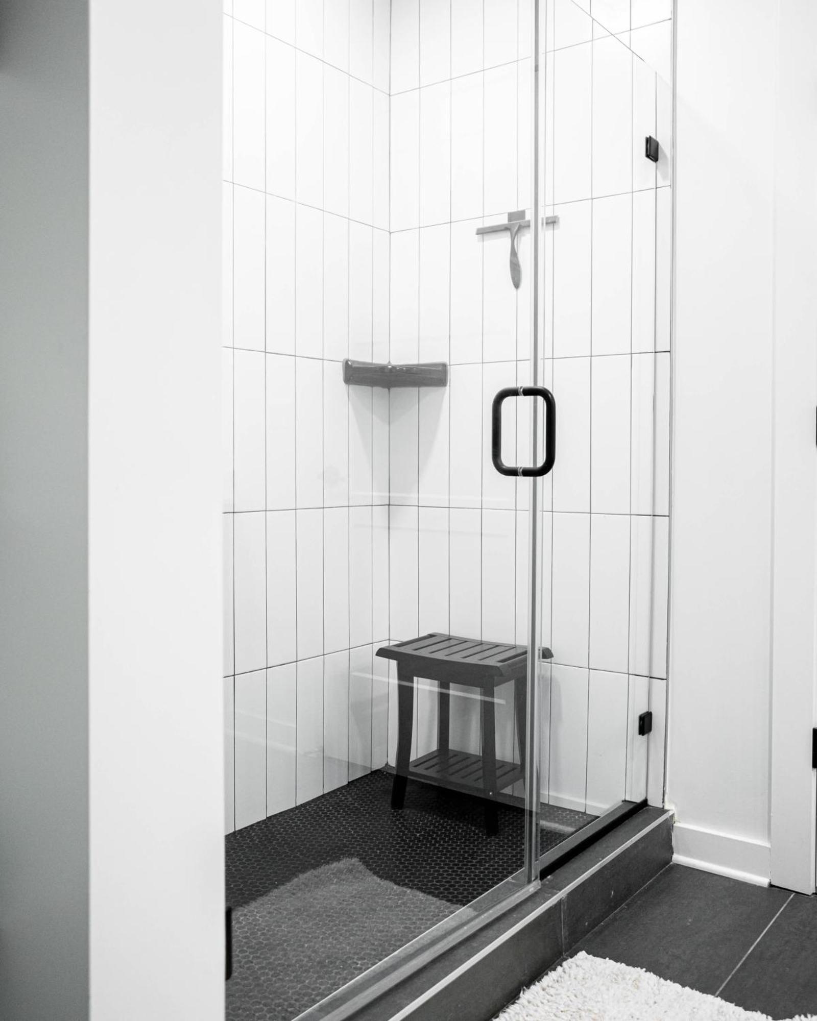 Cental Luxe 2 Bed 2 Bath Nashville
