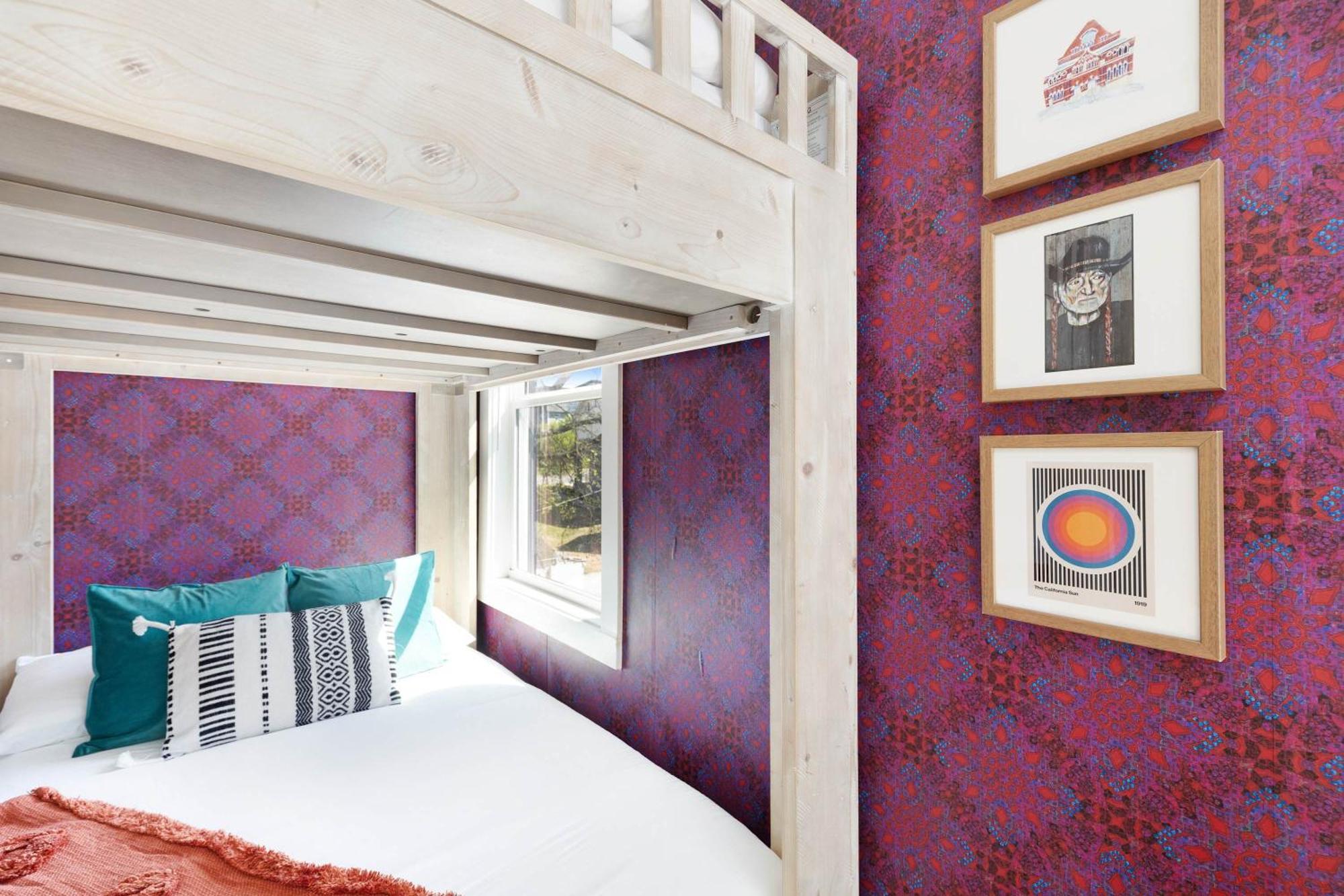 The Willie - Newly Redesigned, Game & Rooftop *