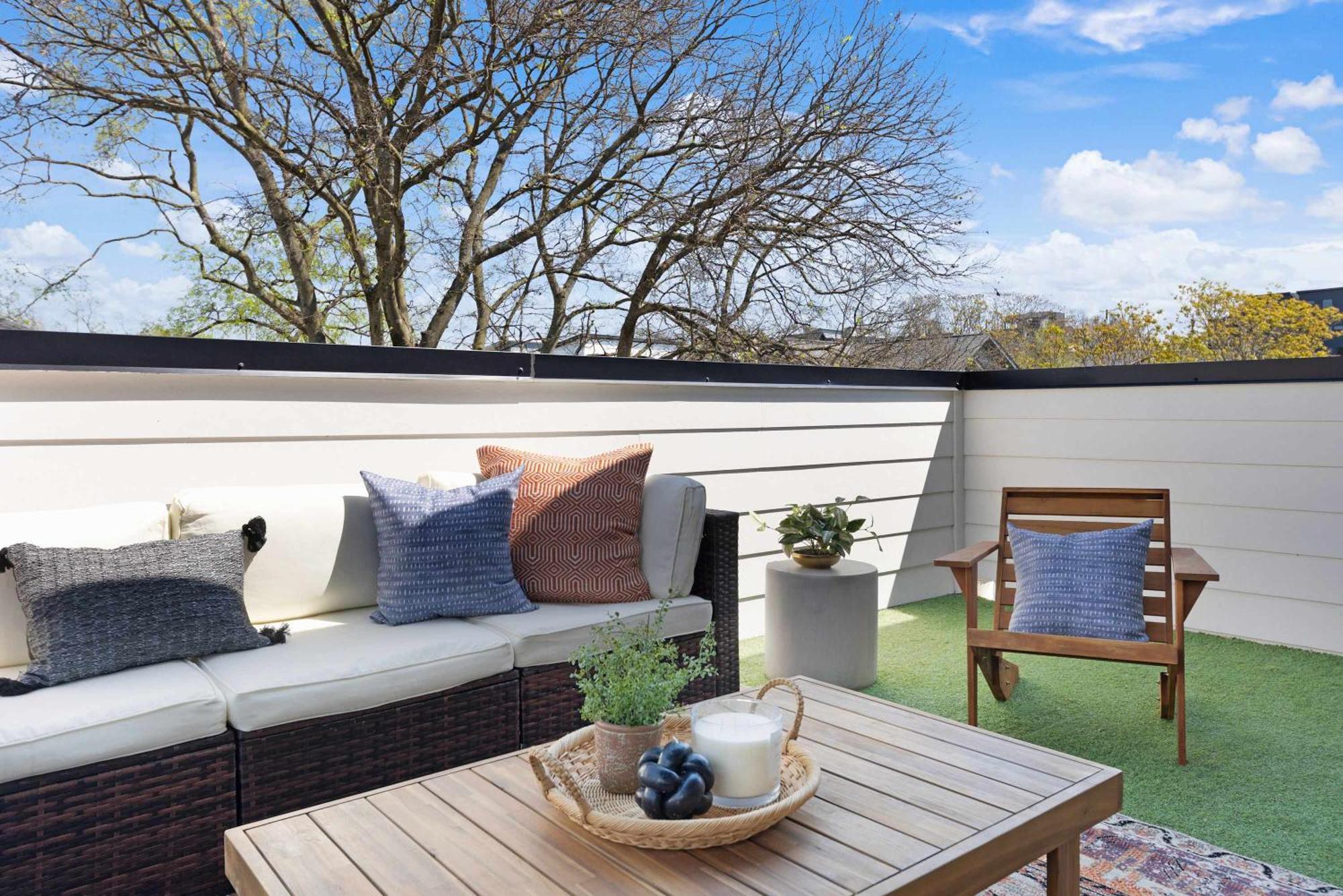 The Willie - Newly Redesigned, Game & Rooftop Nashville