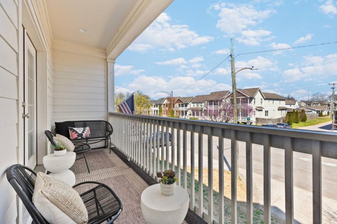 Vibrant In The Nations With Garage Walk To Restaurants And Shops Holiday home *