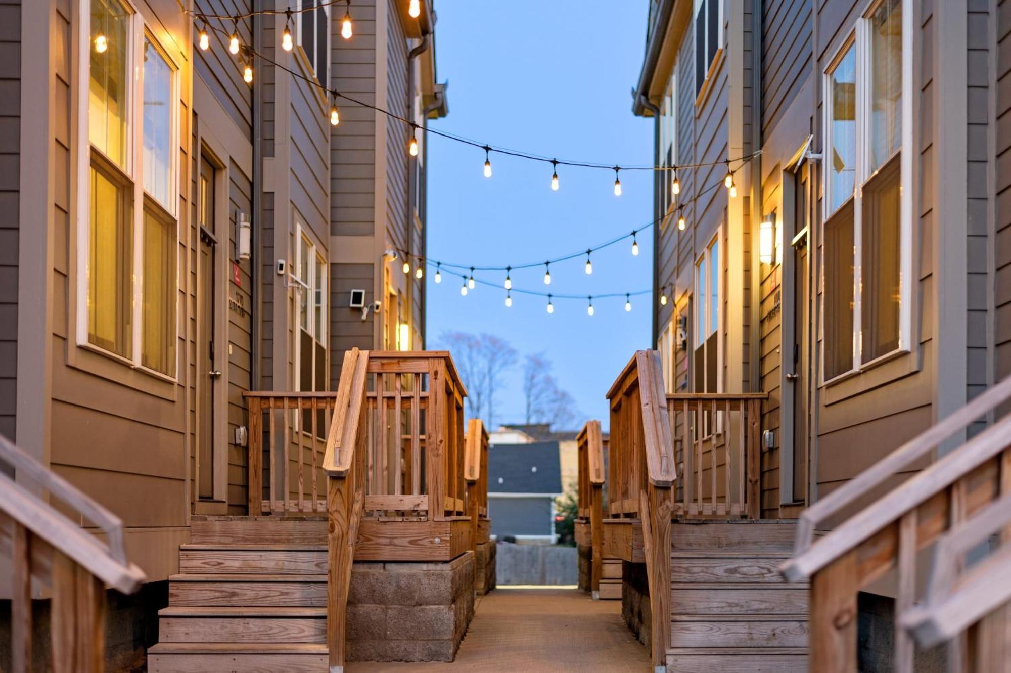Hart Buyout 3 By Avantstay Two Town House Buyout W Modern Amenities In Holiday home