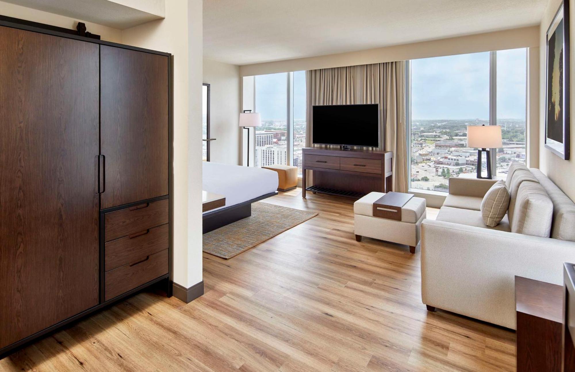 Embassy By Hilton Downtown Hotel Nashville