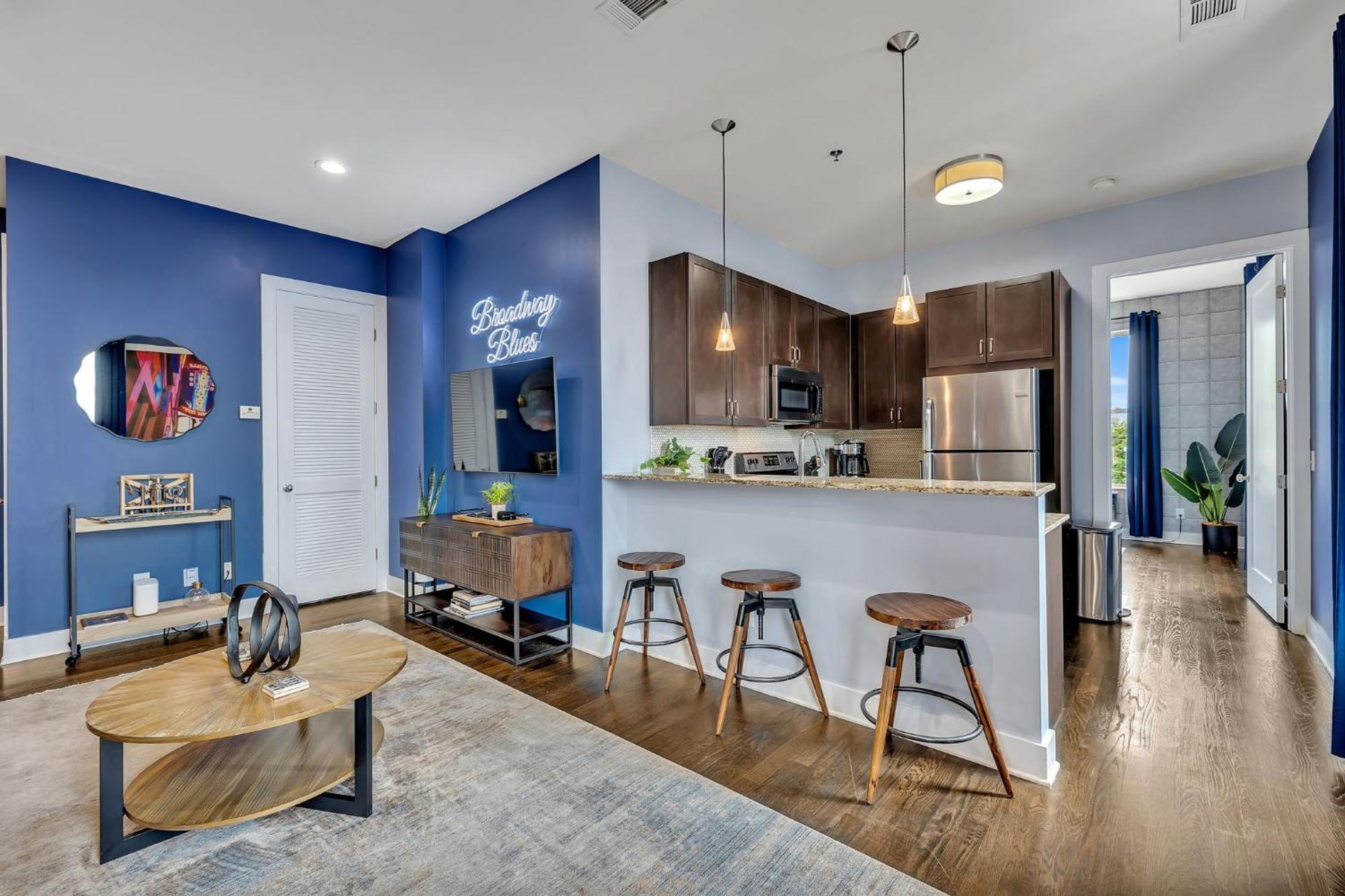 Broadway Blues At Lofts At Vandy West End * Nashville