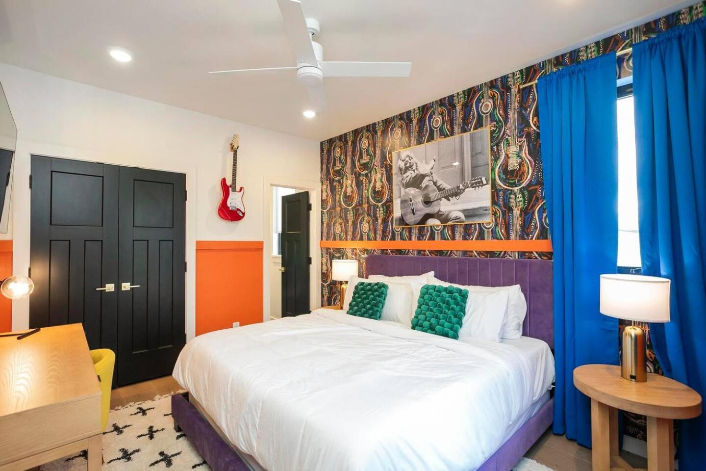 Holiday home Giddy Up On Music Row - Rooftop Hot Tub Retreat Nashville