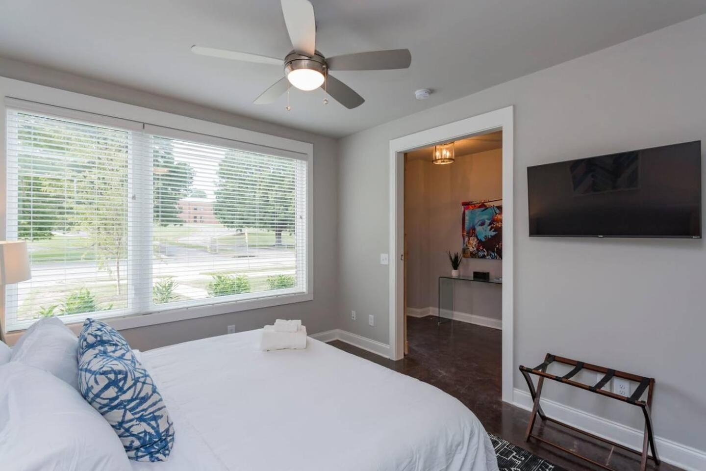 Spacious Home By Geodis Park, 23 Mi To Broadway Holiday home *
