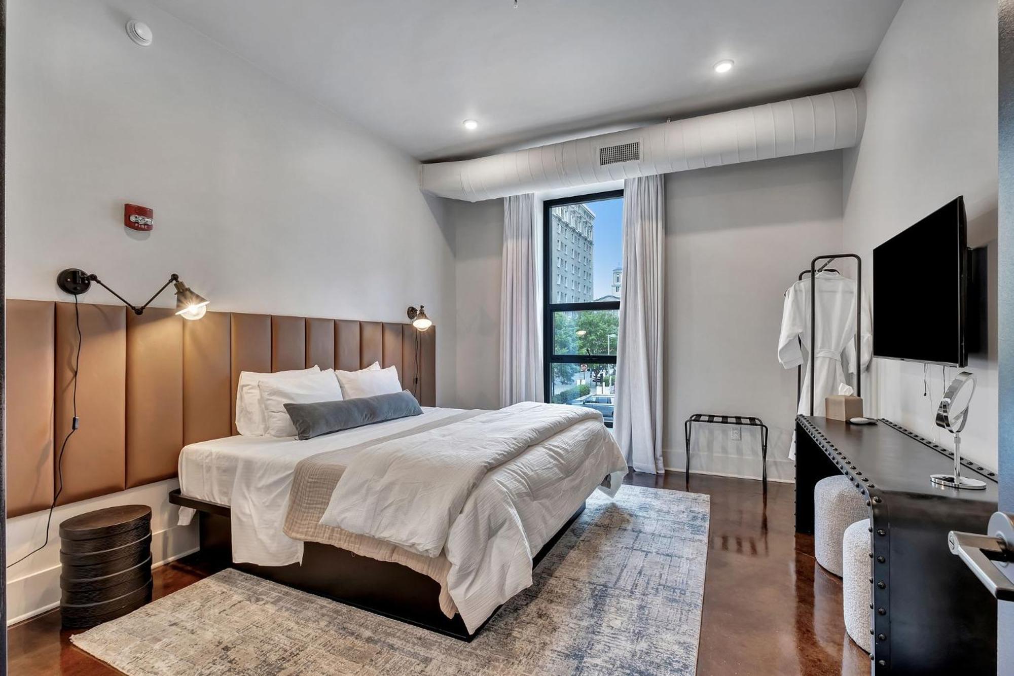 Lower Broadway 4br By Maddox Apartment Nashville