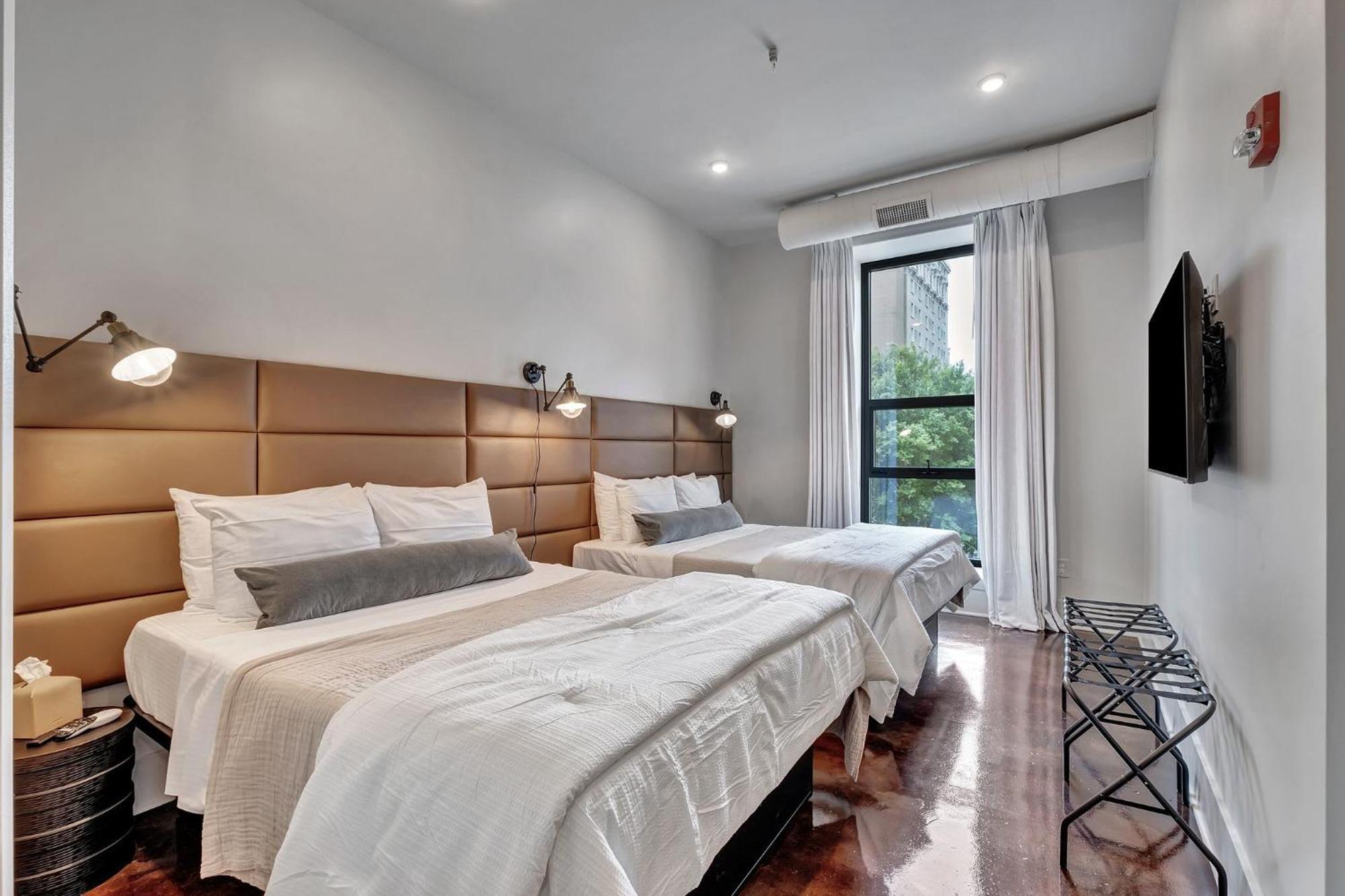 Apartment Lower Broadway 4br By Maddox Nashville