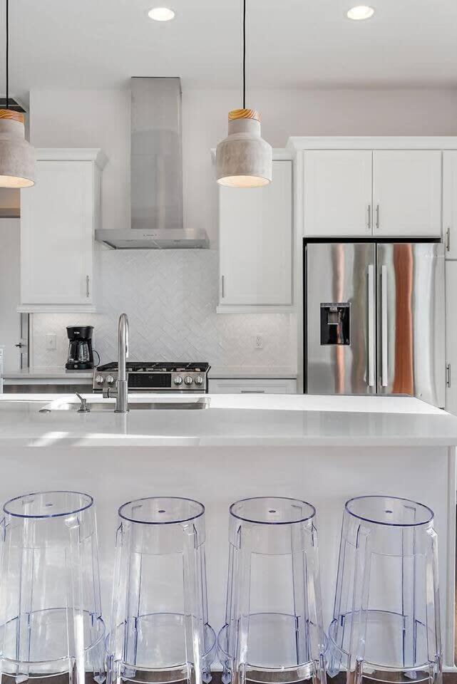 The Southern Lady & Gentleman - Rooftop Patios Nashville