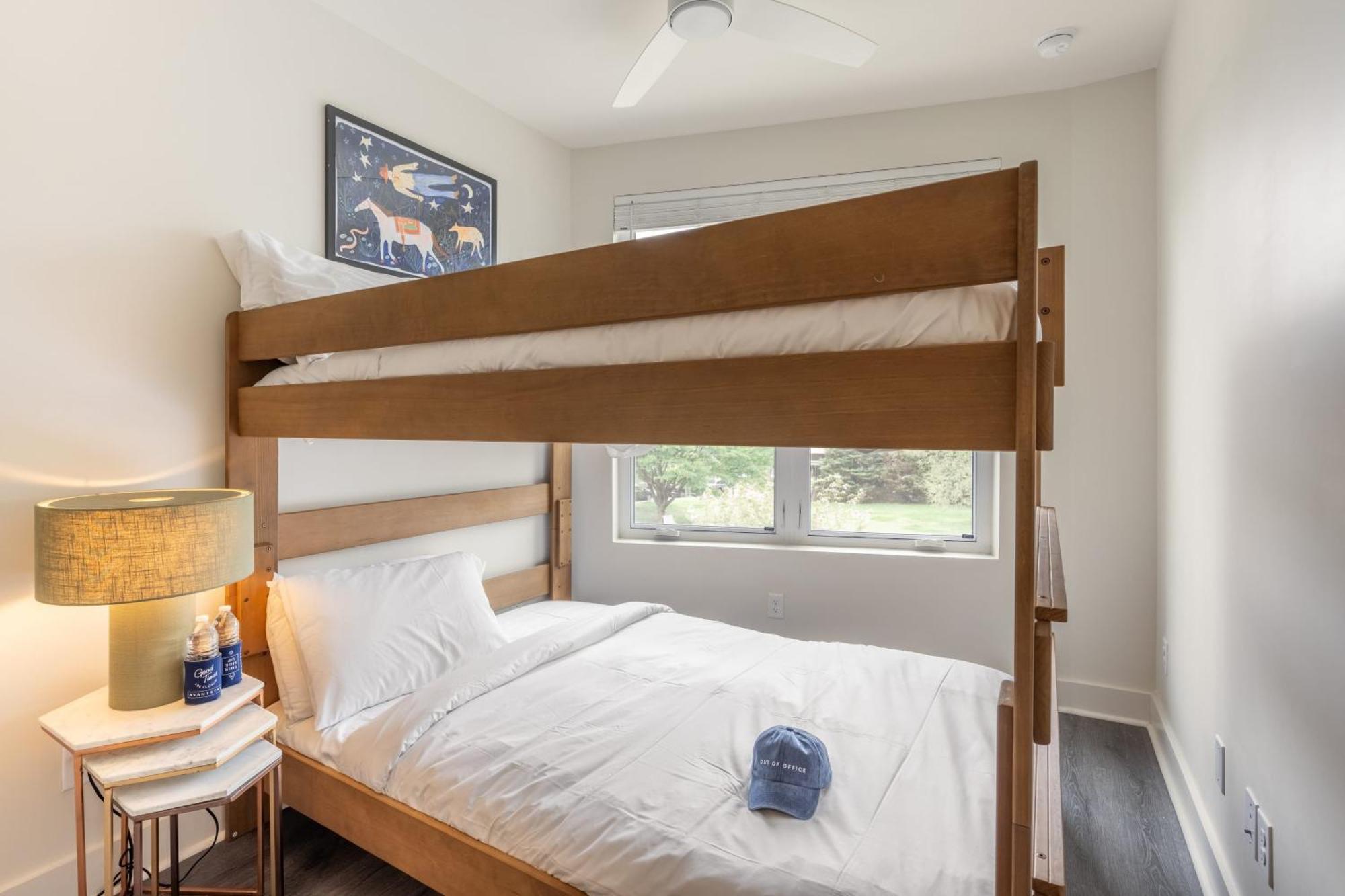 Outrider Buyout- 3 Units By Avantstay Sleeps 36 Nashville
