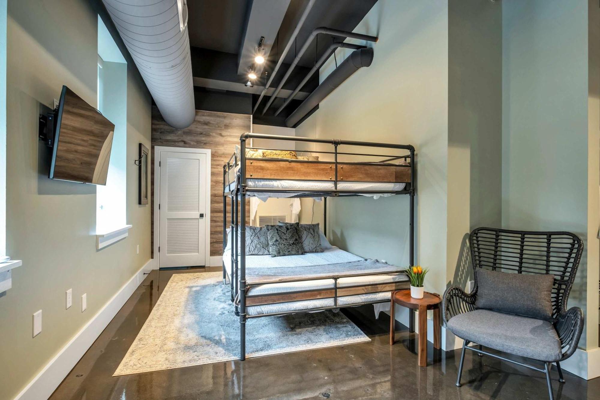 Apartment Modern 6br By Maddox Nashville