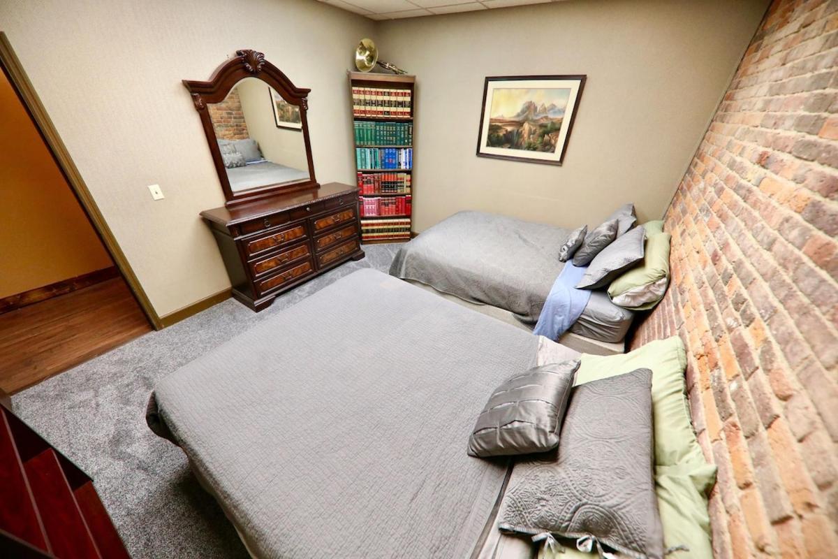 Holiday home Broadway 4br 2bth 2500sf Art Gallery And Steam