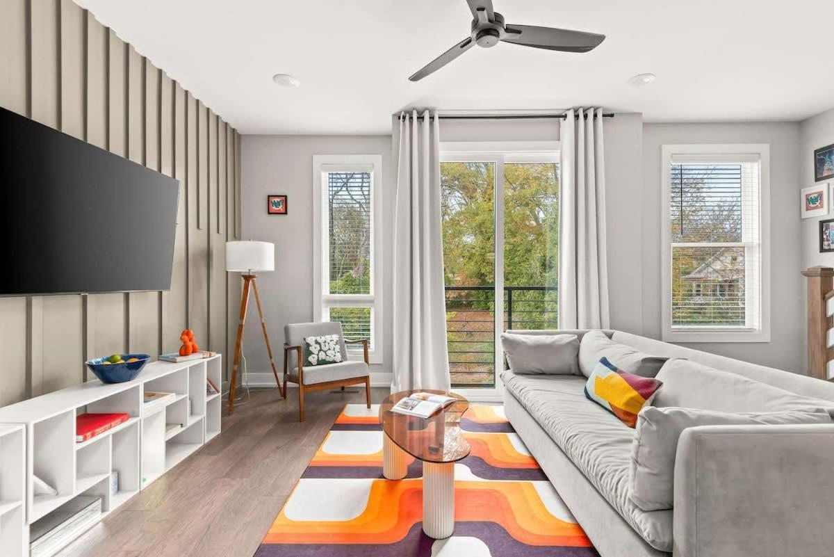 Large Marvel Themed 14ppl Spacious Townhome Holiday home Nashville