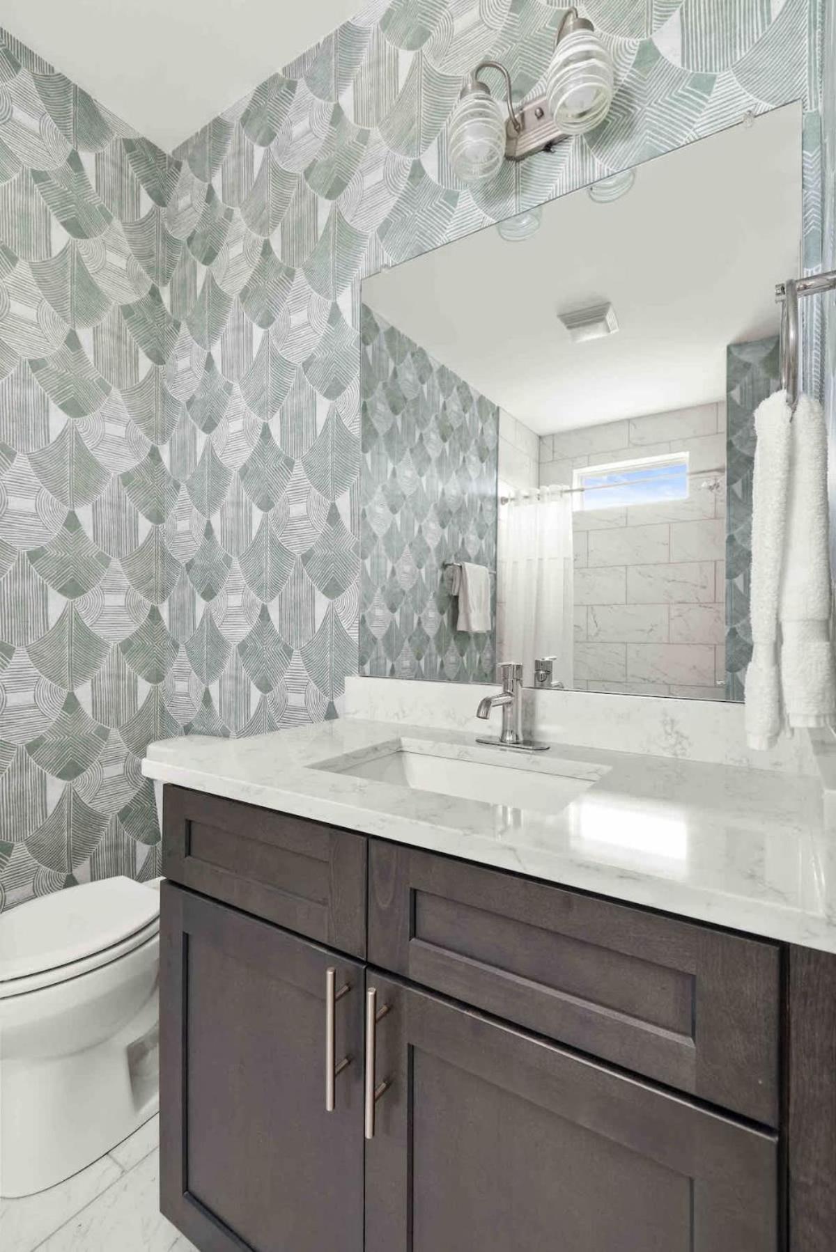 Secret Large 4bd Slp 16p 10min Broad Holiday home Nashville