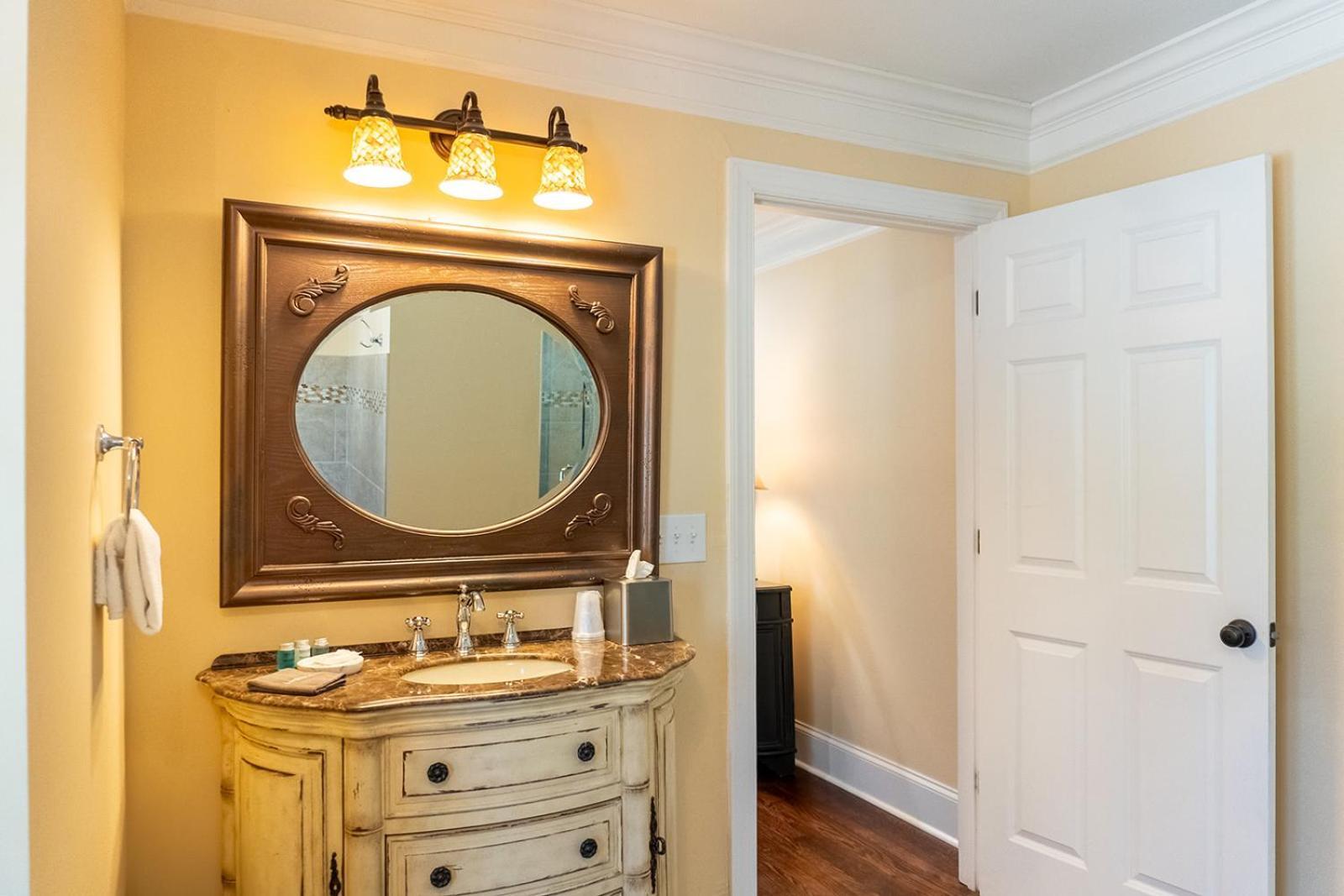 Bed & Breakfast Belle Air Mansion And 3*