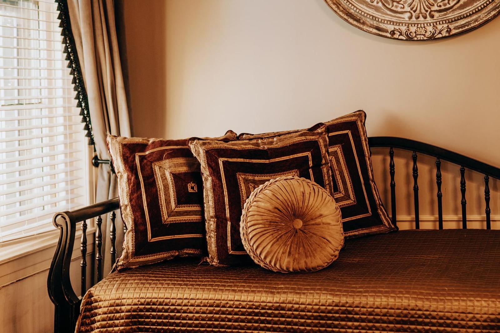 Belle Air Mansion And Bed & Breakfast Nashville