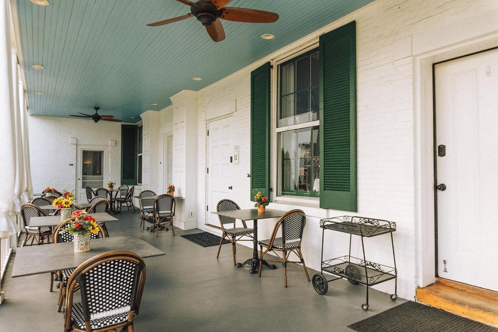 Bed & Breakfast Belle Air Mansion And