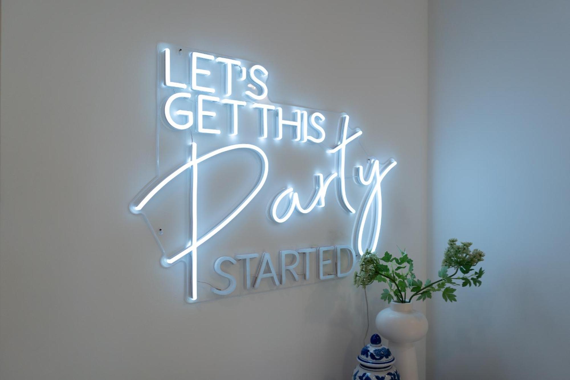 Henley At The Lucy By Local *