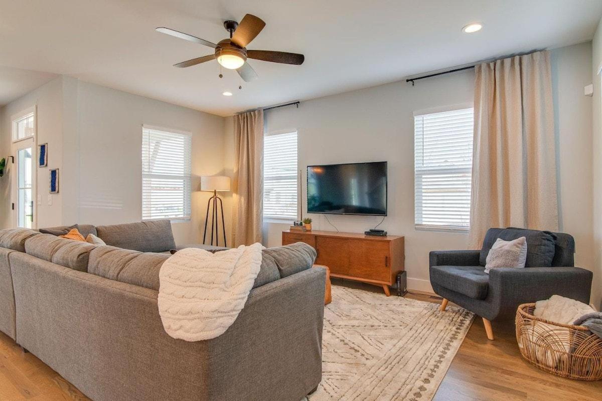 Restin' & Relaxin' Retreat Holiday home