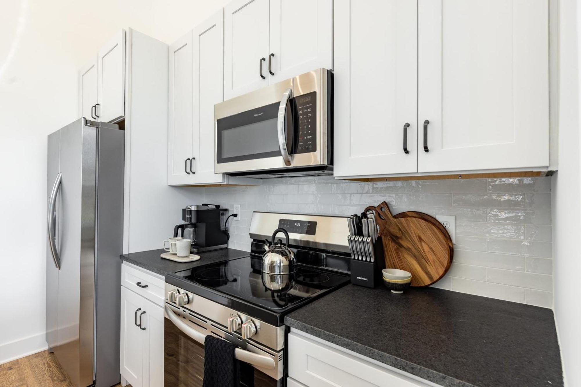 New Build Sleeps 12 2 In Scenic Bluffside Minutes To Downtown