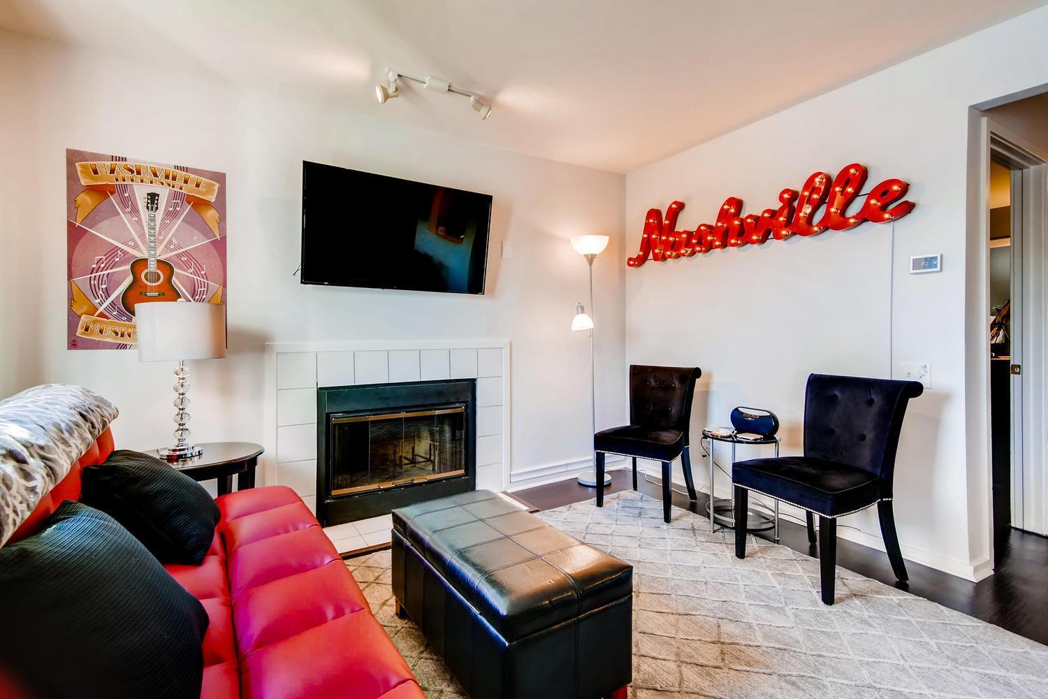 Heart Of Downtown/walk To Broadway & The Action/bars/music Venues/honky Tonks! Nashville