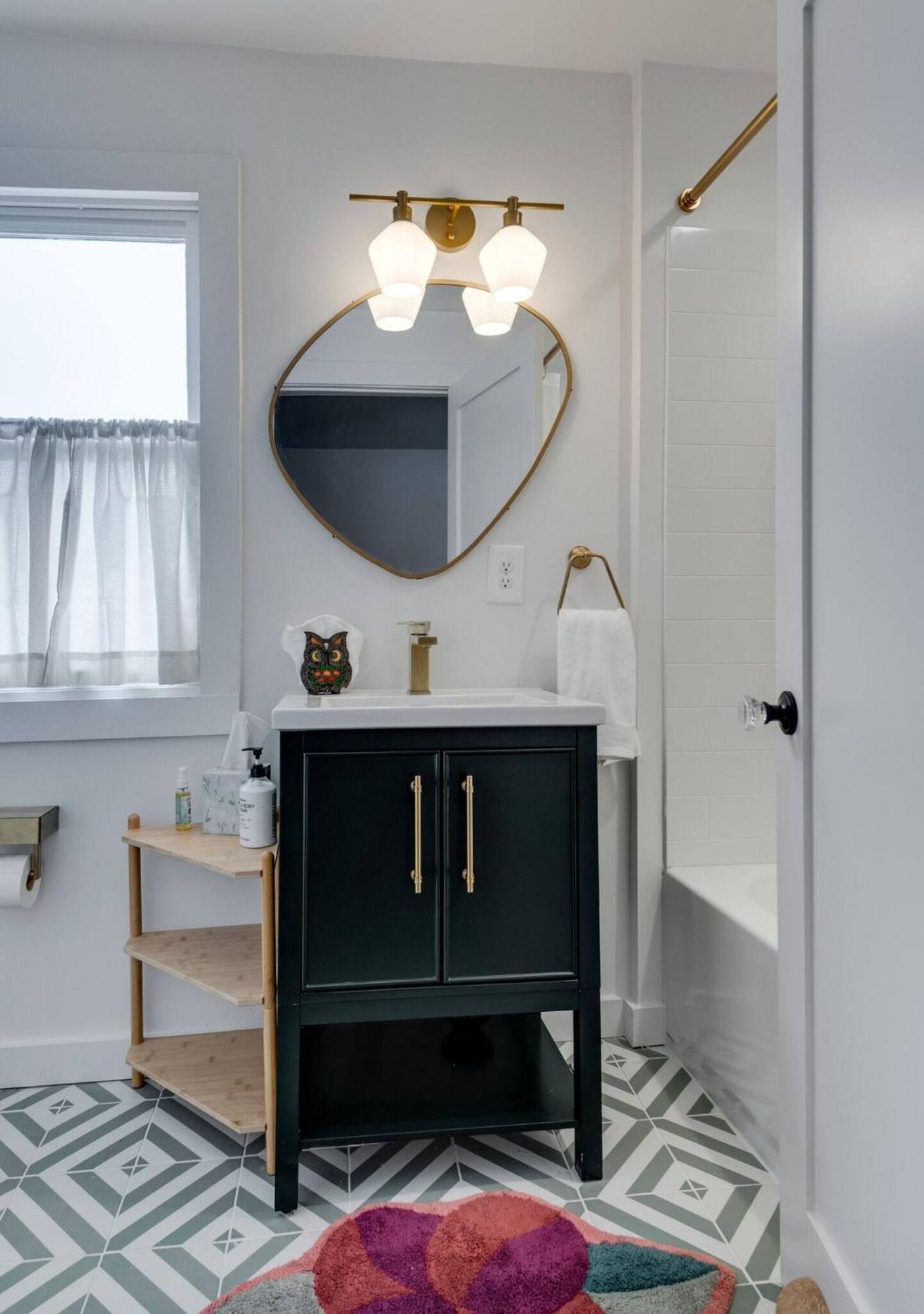 Holiday home Chic 2 Bed 2 Bath, In 12 South *