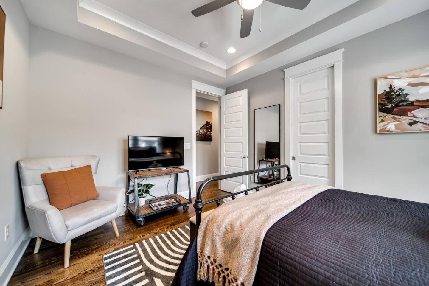 Nell's Haven Two Miles To Downtown & Broadway * Nashville