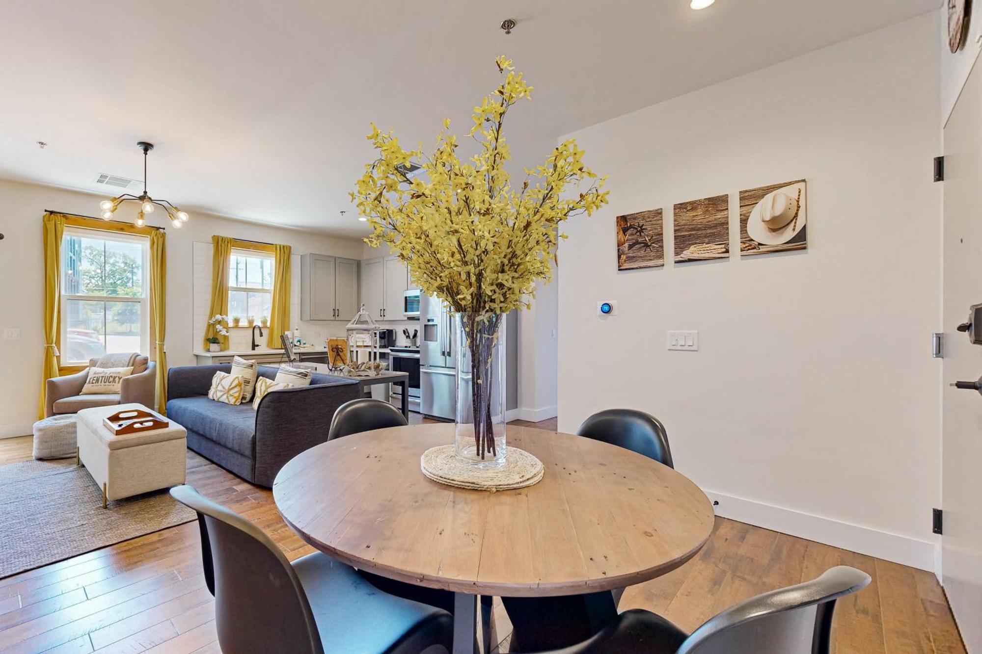 Apartment The 1865 #113 *