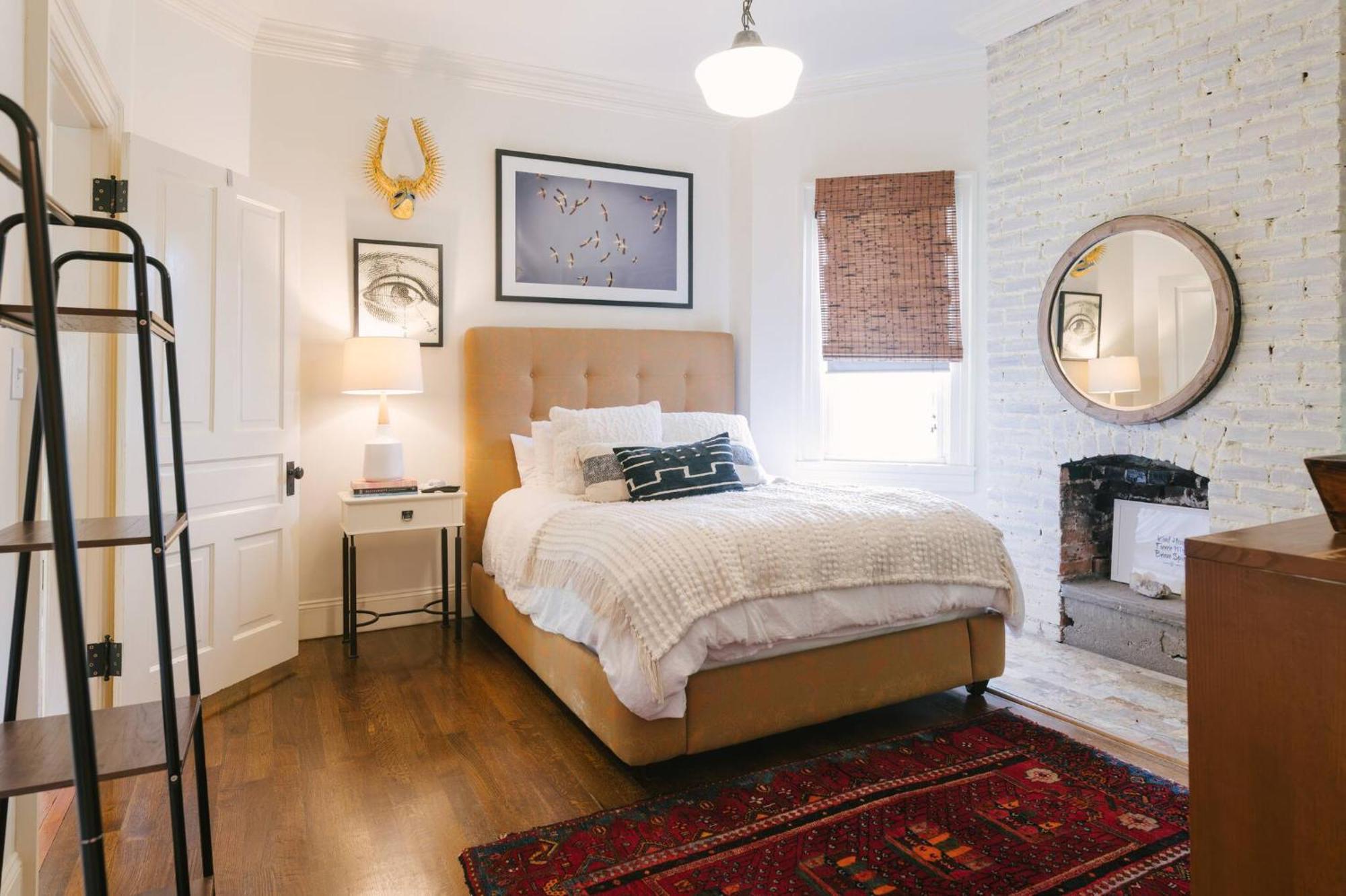 Historic Gem: 4 Bedroom With Pool, Walk To Hotspots *