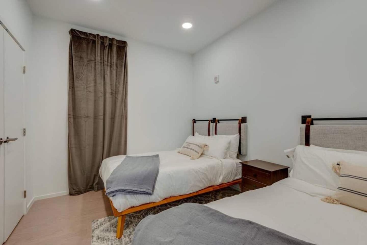 Boutique On Nashville's Riverfront- Eve #201 Holiday home