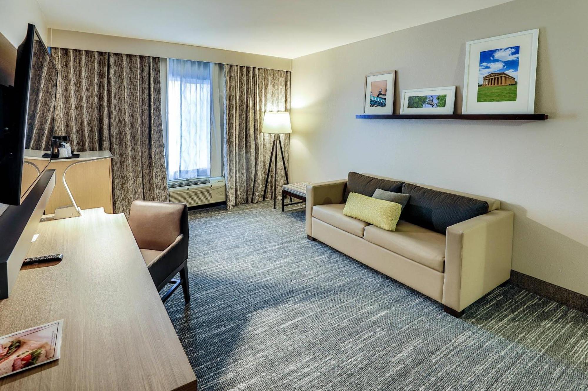 Country & By Radisson Airport Tn 3* Nashville