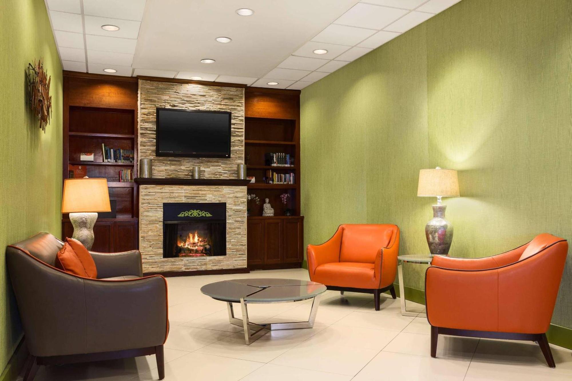 Country & By Radisson Airport Tn 3* Nashville