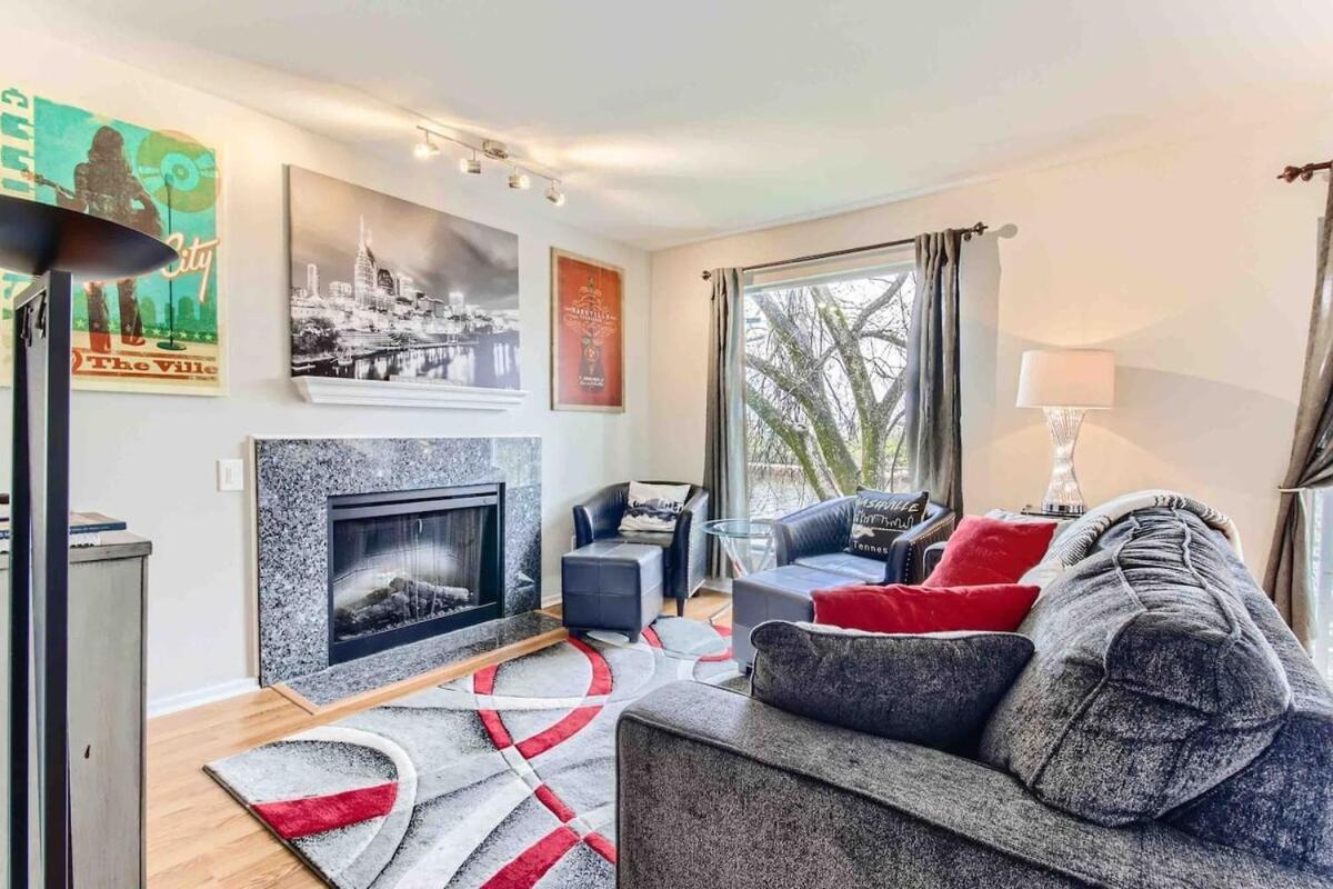 Uncork And Unwind Free Parking Pool Walk To Broadway! *