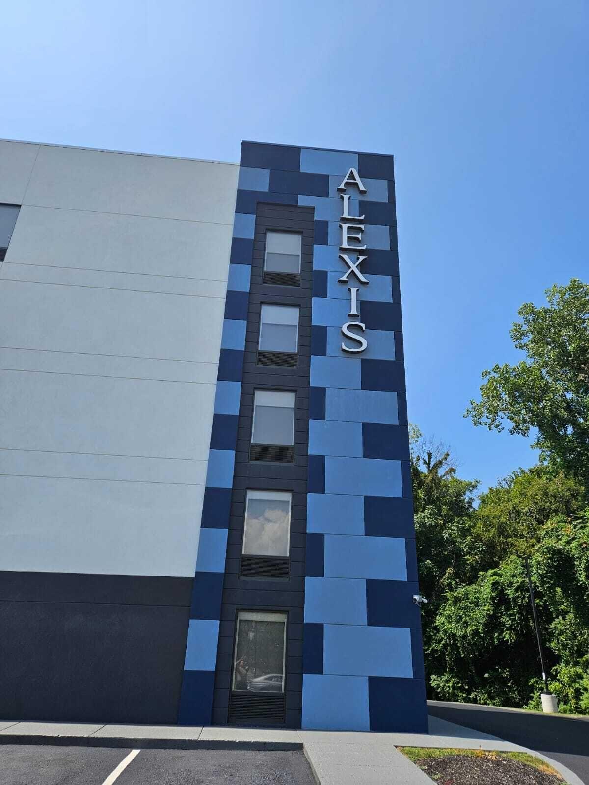 Alexis And Hotel Nashville