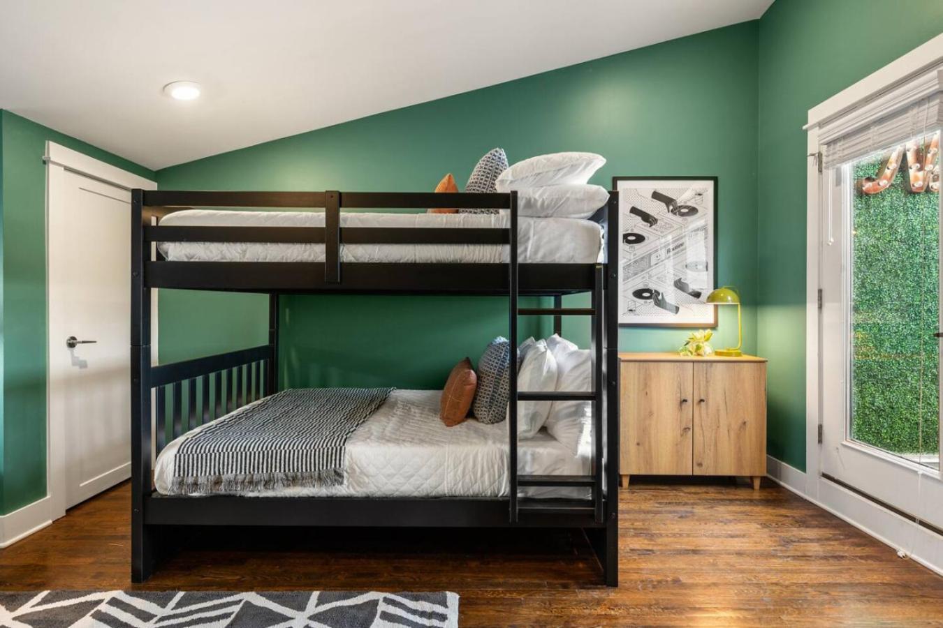 Holiday home Private Rooftop Near Vanderbilt Only 2 Miles From Downtown *