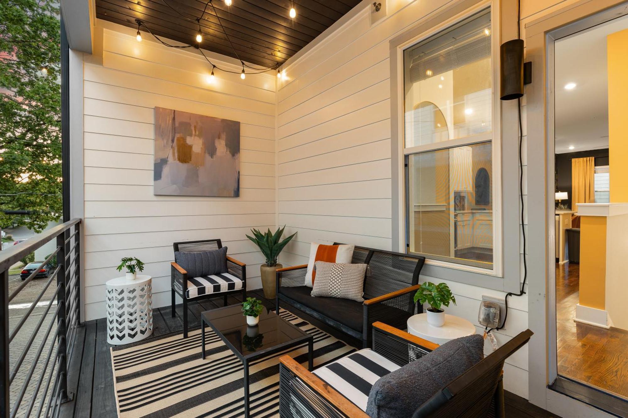 Private Rooftop Near Vanderbilt Only 2 Miles From Downtown Holiday home