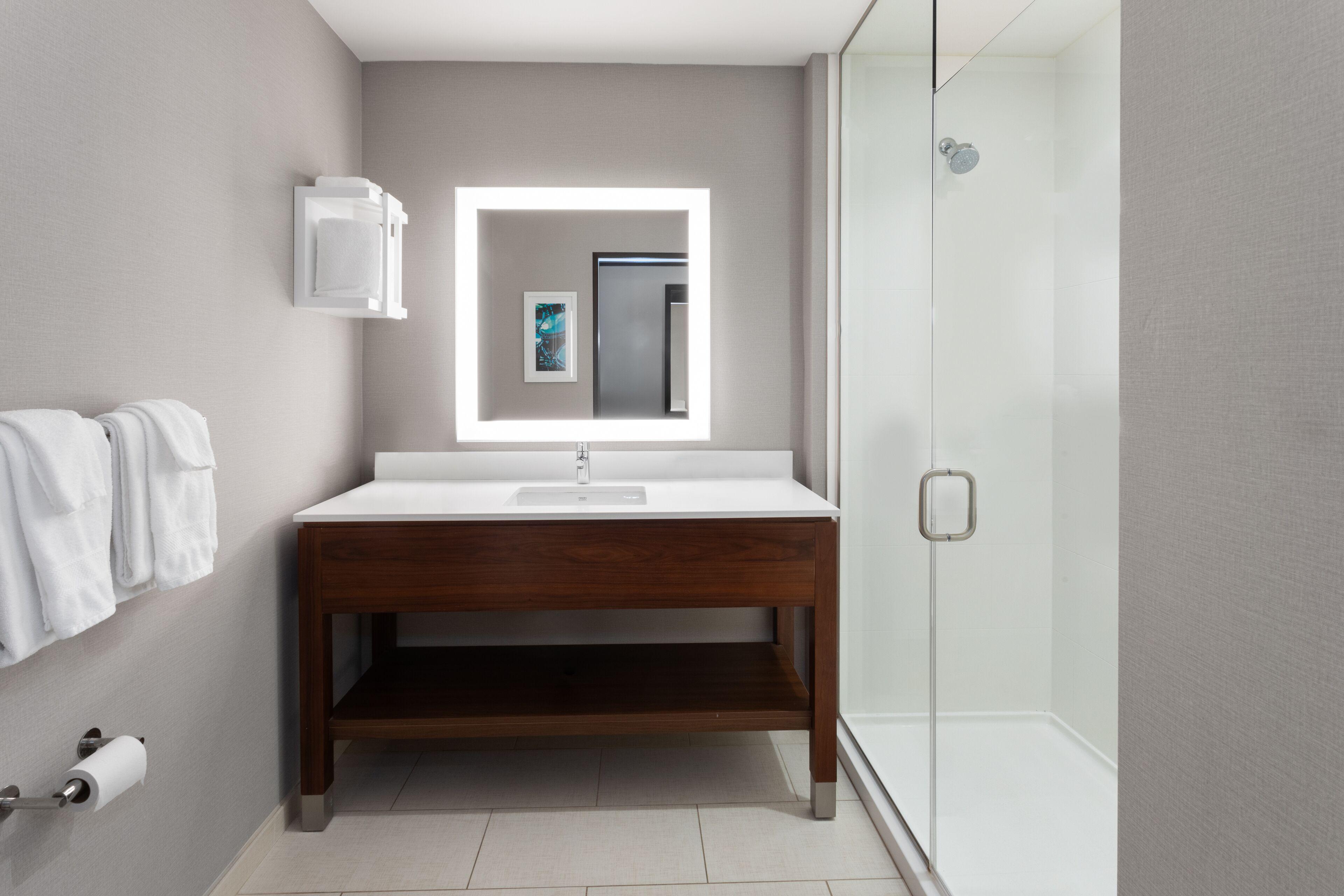 Hampton By Hilton Airport Century Place Hotel 3*