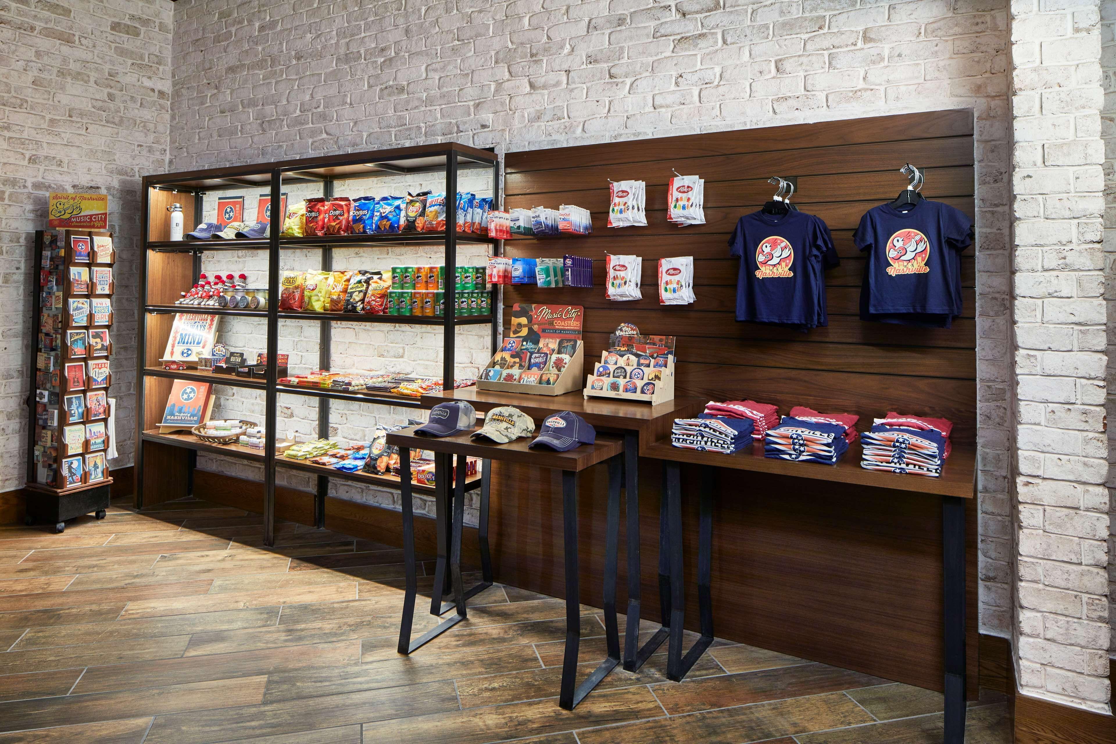 Embassy By Hilton Downtown 4*