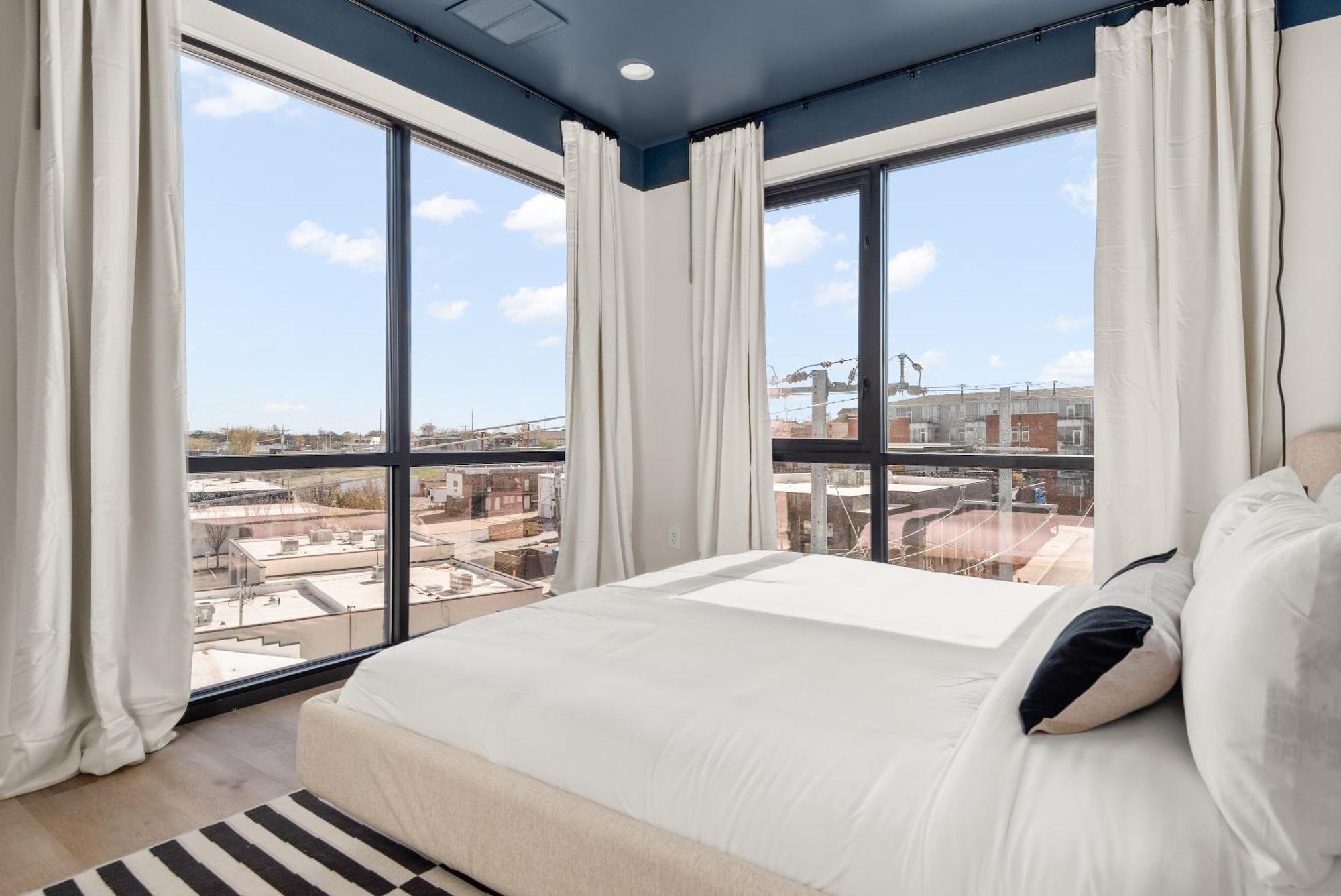 The Eighteen By Kasa