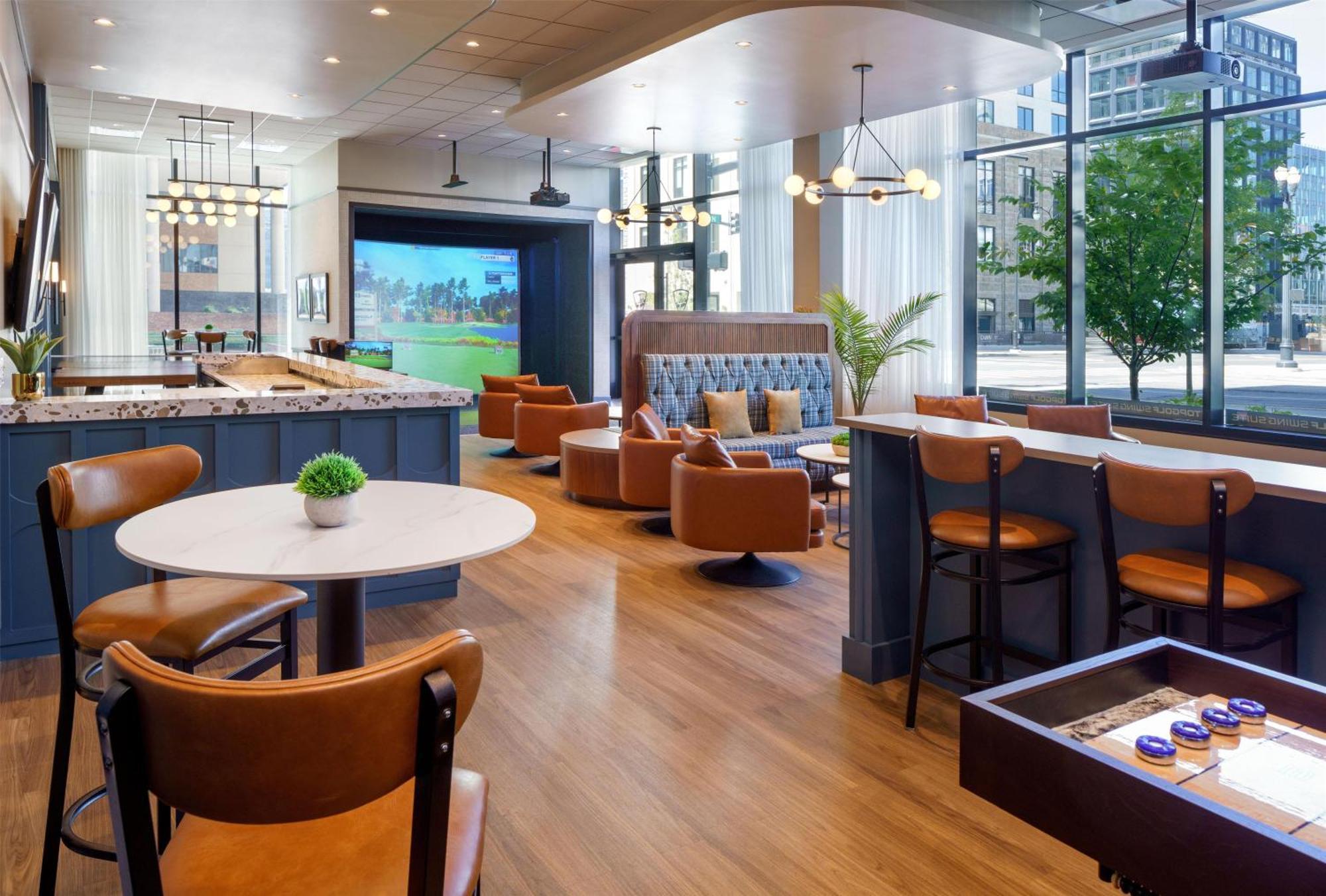 Tempo By Hilton Downtown 3*