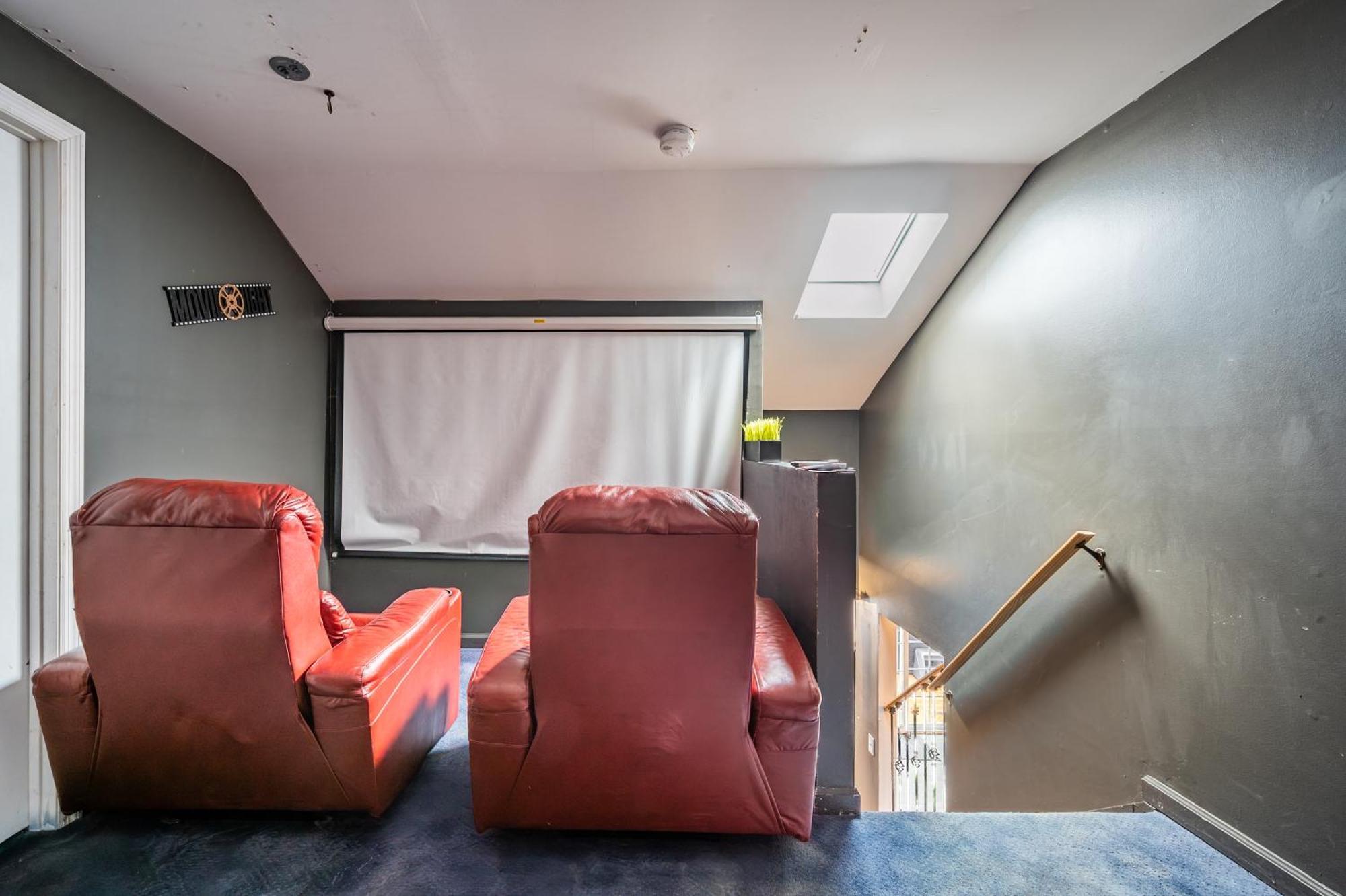 3br Lakefront In With Bbq & Hot Tub Holiday home Nashville