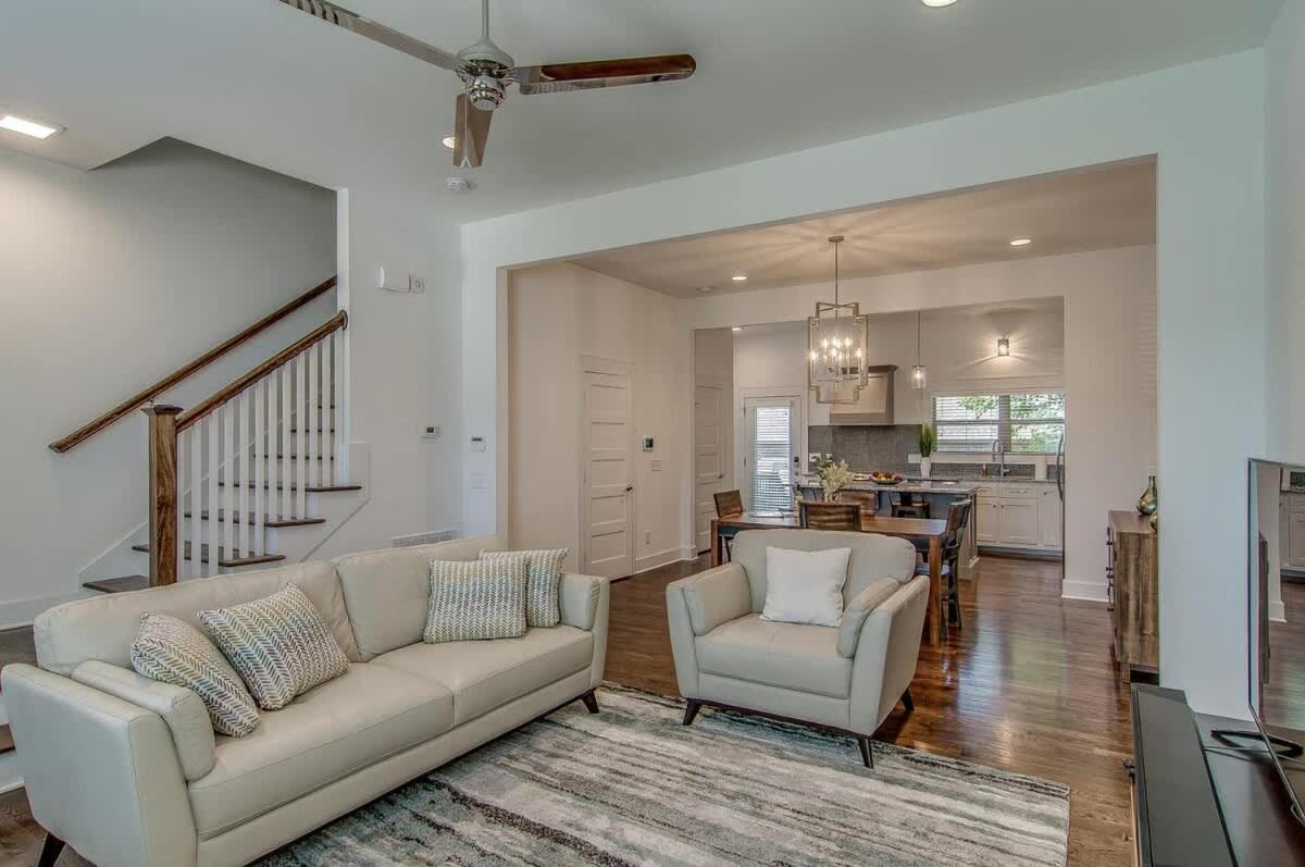 The Keystone On 3rd By Local *