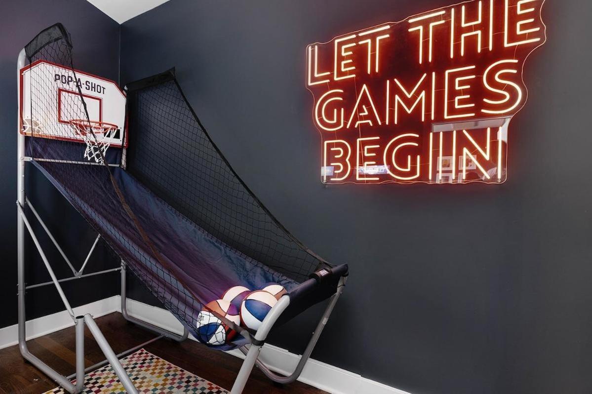 Diamonds & Rhinestones *